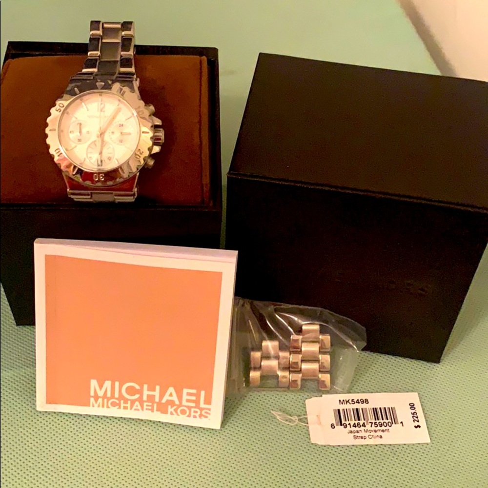 Michael Kors Silver-tone Ladies Watch MK5498